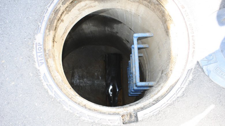 SureFit liner inside the manhole